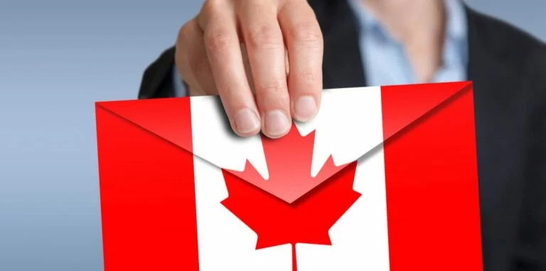 Canada PR Through Express Entry Or Student Visa- Which One Is Best For You?