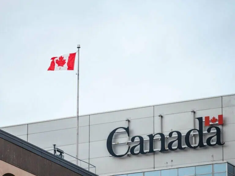 Canadian Immigration Department Re-opens Phone Support