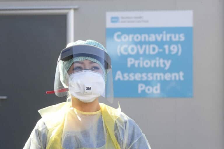 International Medical Graduates Can Apply For 30-day Ontario Licence To Fight COVID-19
