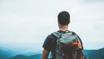 حاملي تأشيرة عطلة العمل