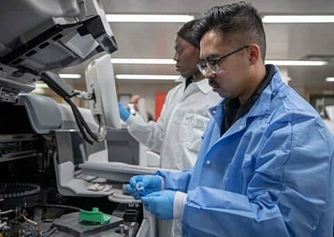 Immigrate to Canada as a Physicist – Full Guide