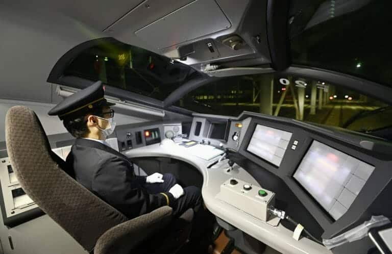 Immigrate to Canada as a Railway Carman or Carwoman