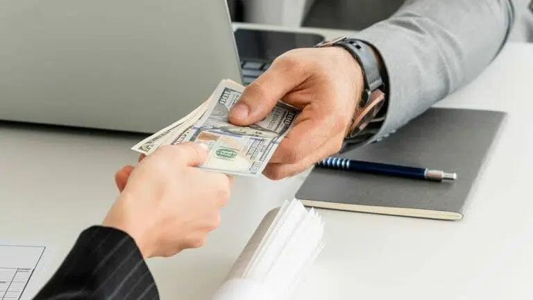 Top 6 Ways to Send Money from Canada to US