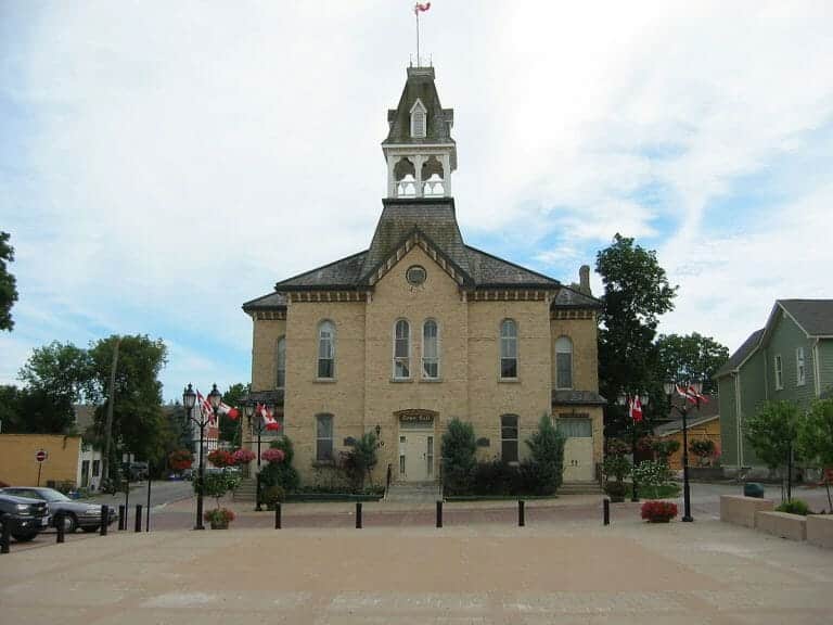 Life in Newmarket for Immigrants – What to expect