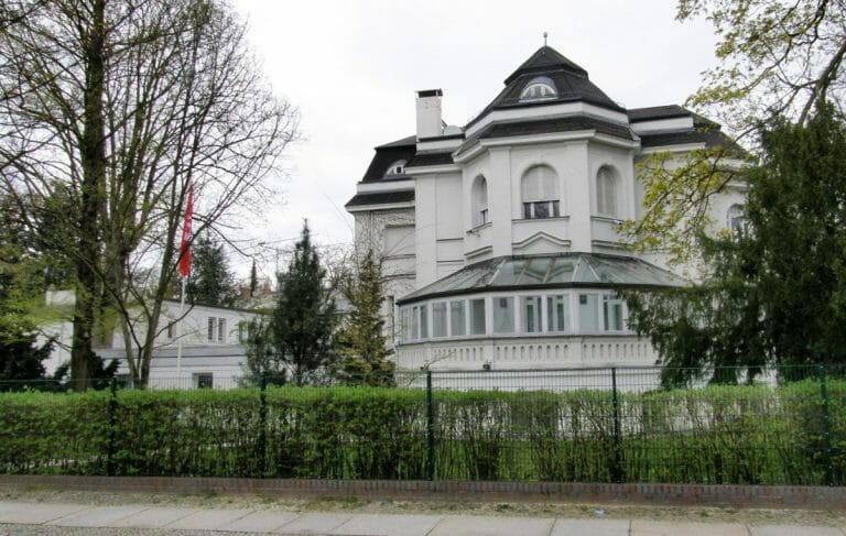 Tunisian Embassy in Canada – Getting help in Canada