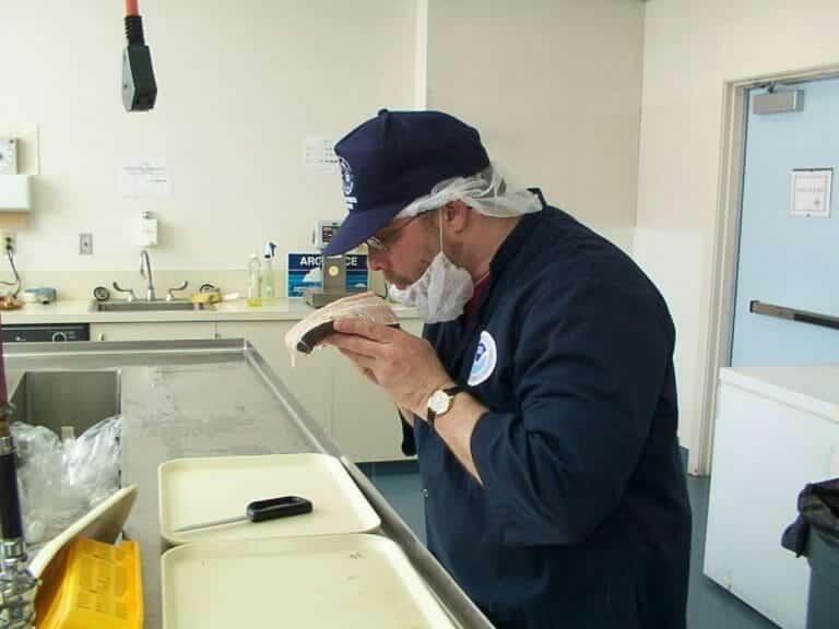 Immigrate to Canada as an Agriculture and Fish Products Inspector