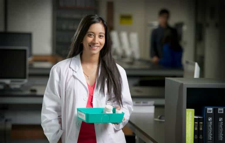10 Best School of Pharmacy in Canada