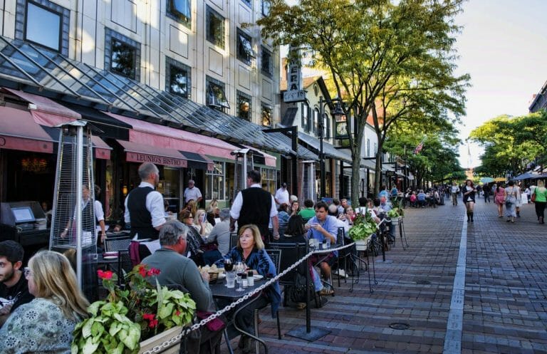 Top 15 Unique Things to do in Burlington – Places, Activities, and Attractions
