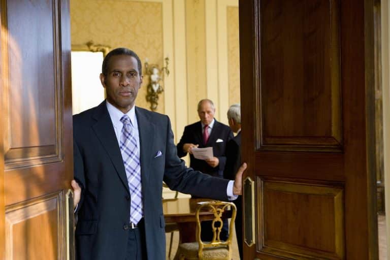 How to become a Canadian Ambassador in 5 Steps