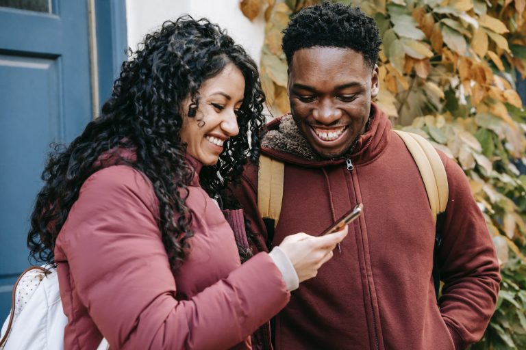 How To Apply For A Spouse Visa In The UK